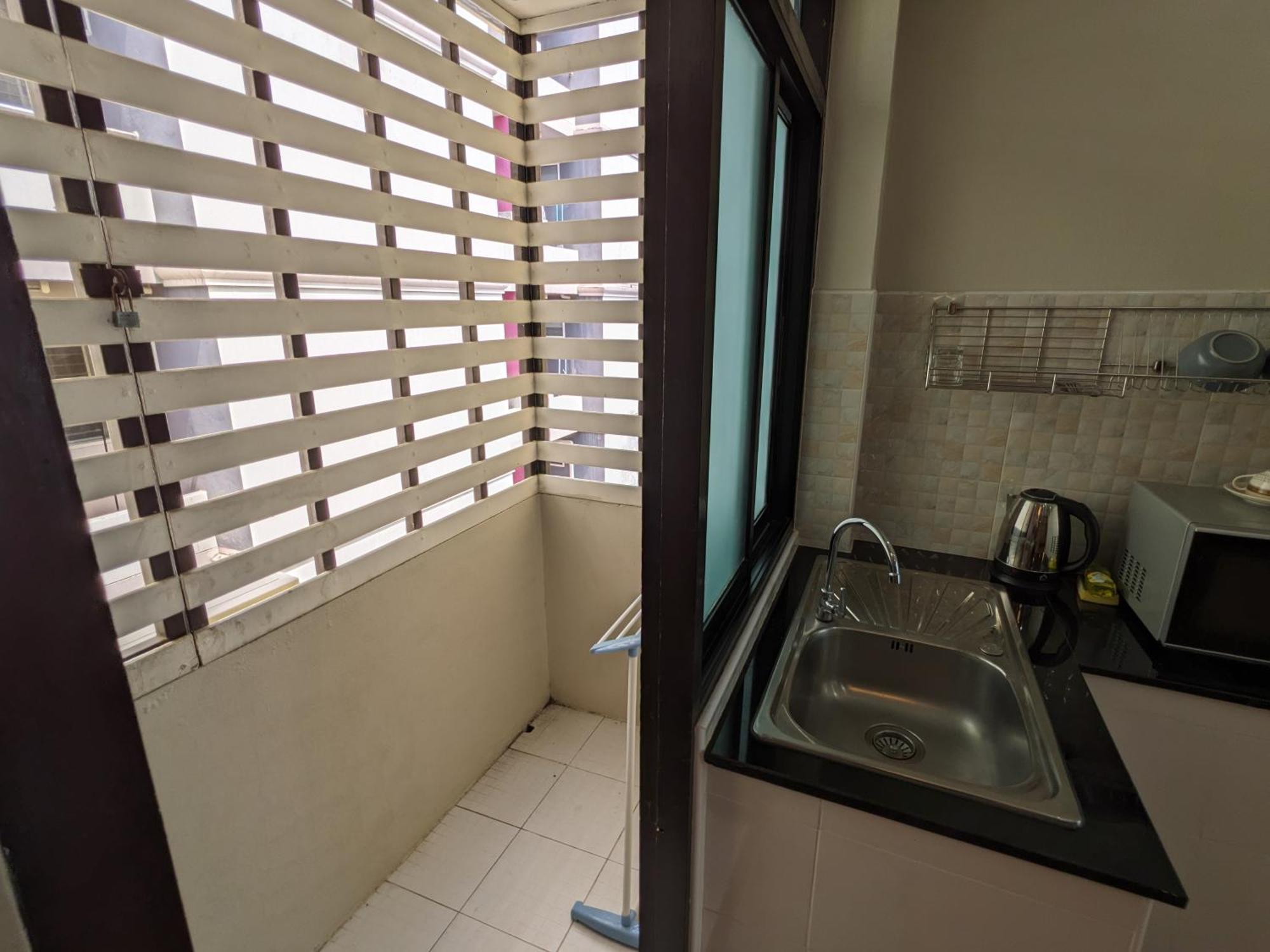 October Hostel Chiangmai Csiangmaj Kültér fotó